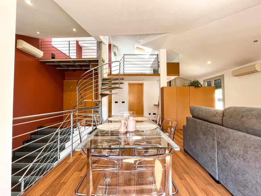Апартаменты Loft Cort Reial Atico In The Heart Of The Old Town Жирона Экстерьер фото