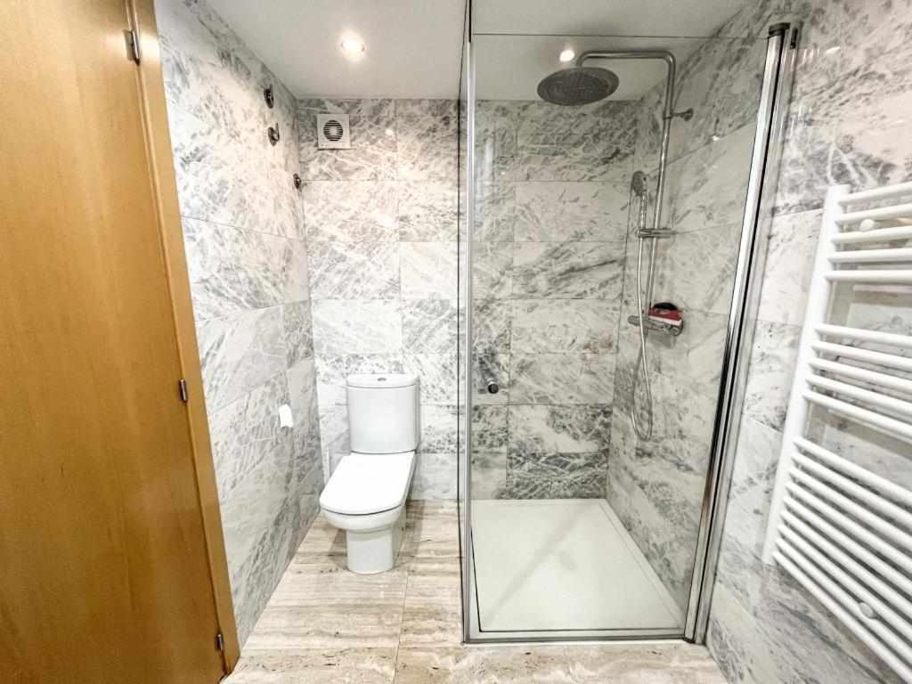 Апартаменты Loft Cort Reial Atico In The Heart Of The Old Town Жирона Экстерьер фото